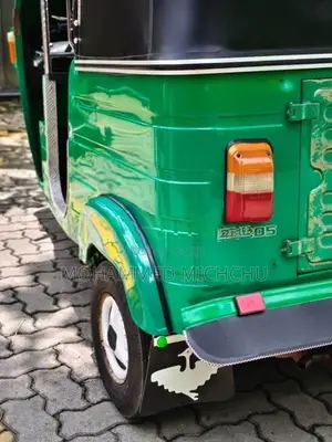 Bajaj RE Three Wheel 2010