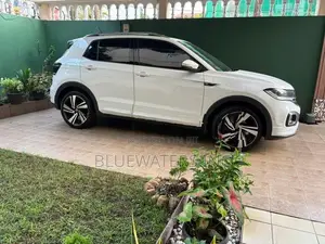 Volkswagen T-Cross R Line 2023