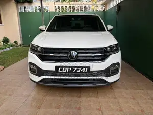 Volkswagen T-Cross R Line 2023