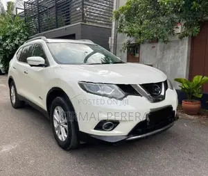 Nissan X-Trail Fully Loaded 2015