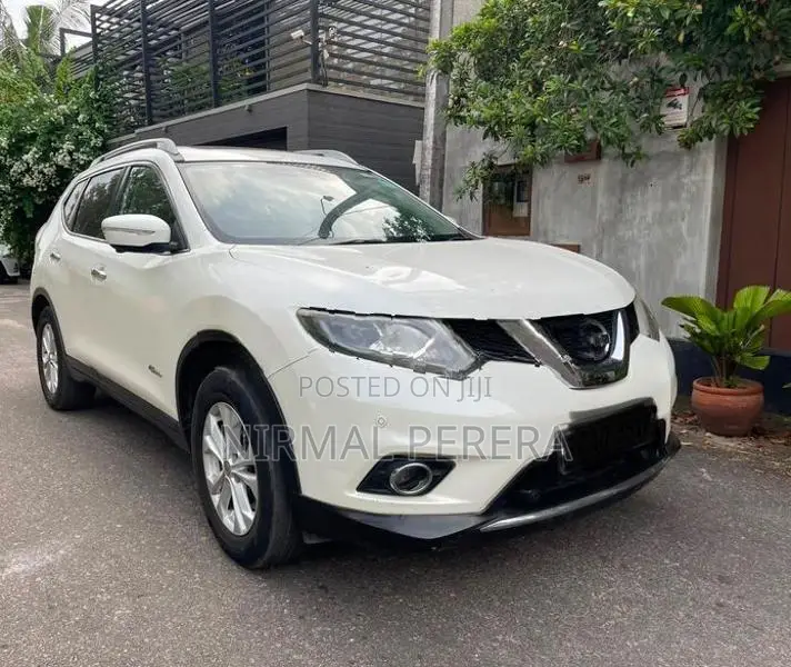 Nissan X-Trail Fully Loaded 2015