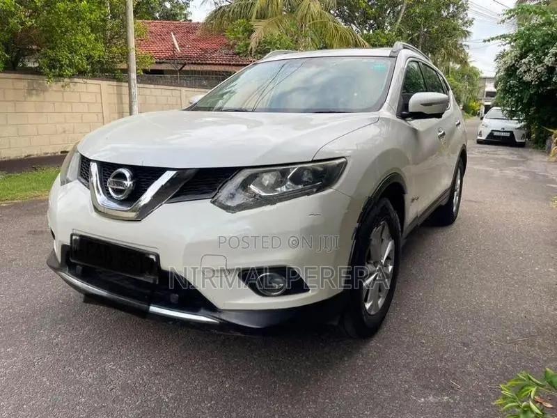 Nissan X-Trail Fully Loaded 2015