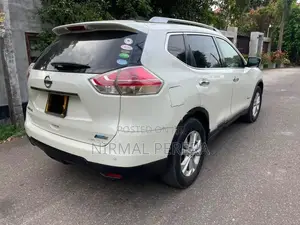 Nissan X-Trail Fully Loaded 2015