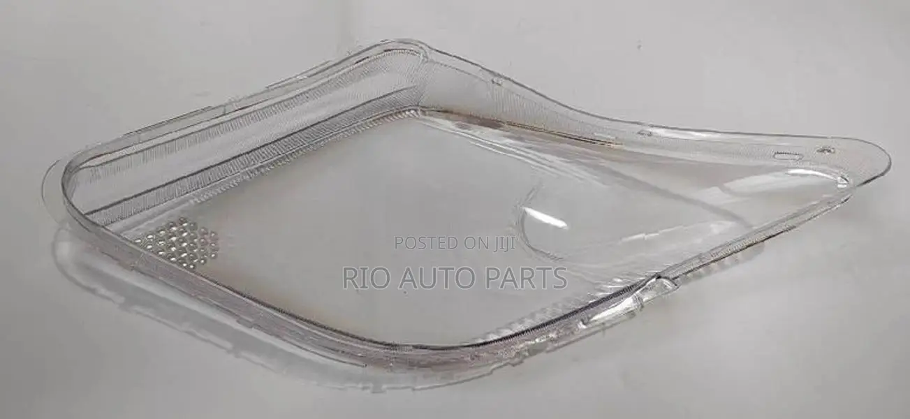 Toyota IST 2004 Headlight Lens