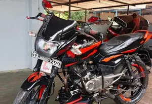 Bajaj Pulsar 150 XG 2012