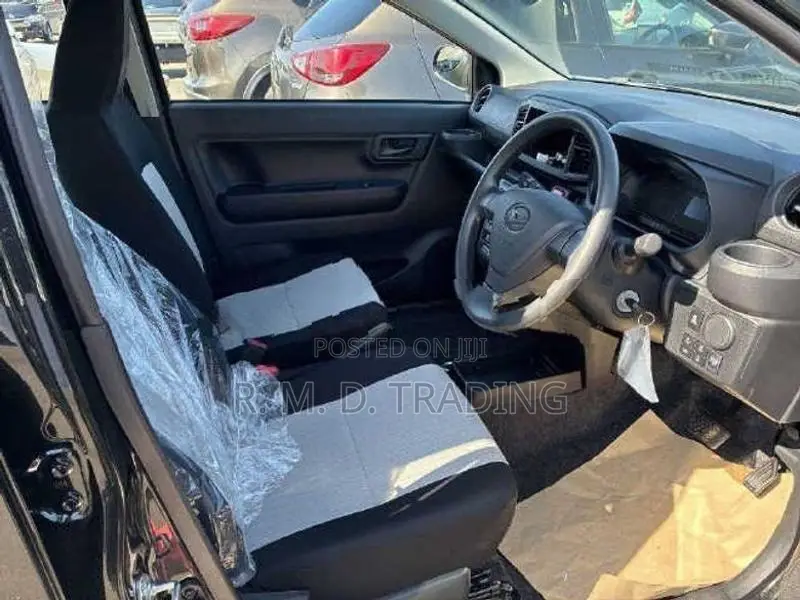 Daihatsu Mira ES L SA3 2025