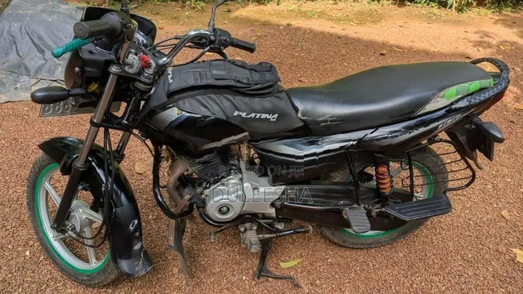Bajaj Platina 110 ES 2017