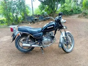 Suzuki GN 125 2000