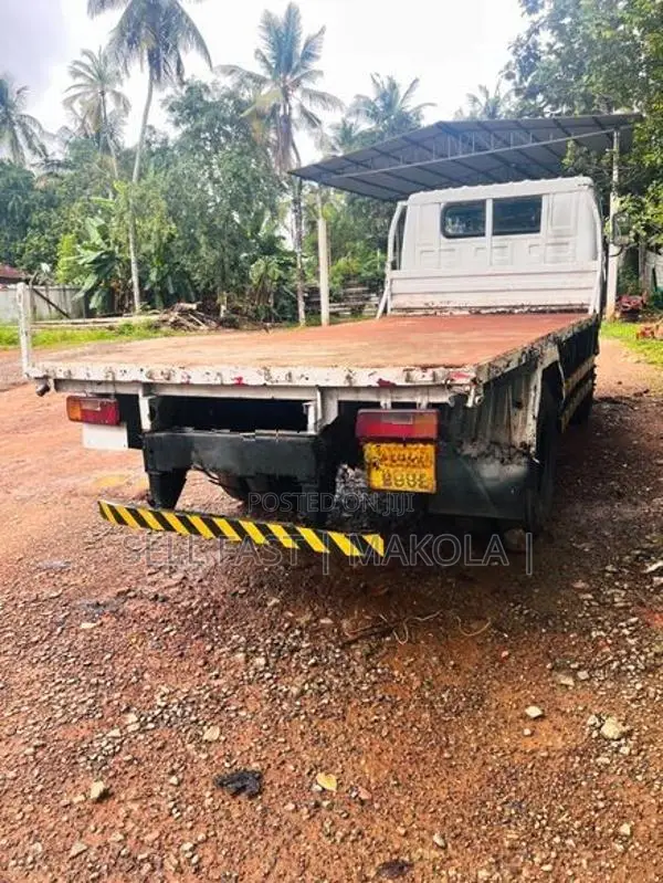 Tata 1109 2008