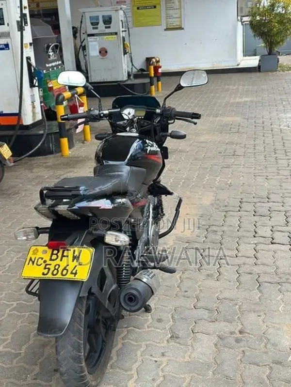 Bajaj Pulsar 150 2017