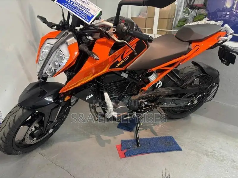 KTM Duke 160 2026