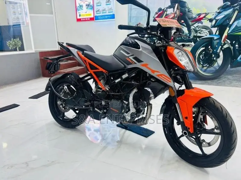 KTM Duke 160 2026