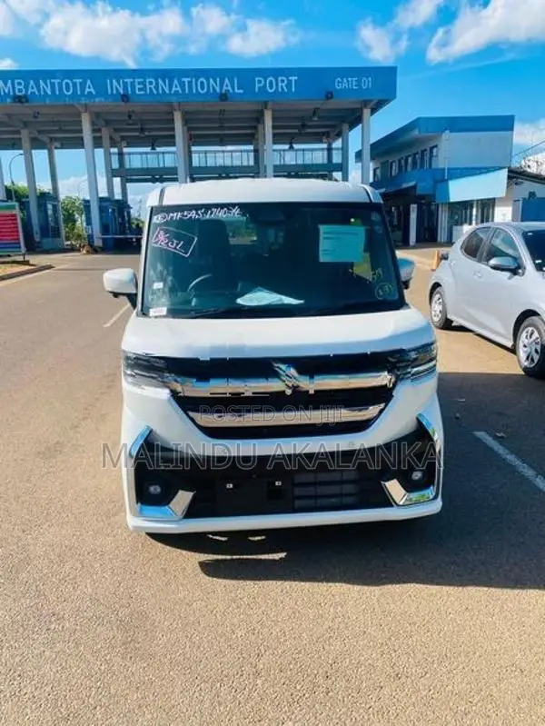 Suzuki Spacia Custom XS Turbo 2025