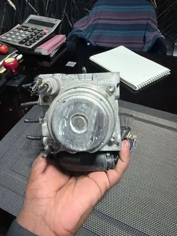 Honda Civic FD4 ABS Unit