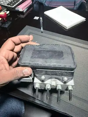 Honda Civic FD4 ABS Unit
