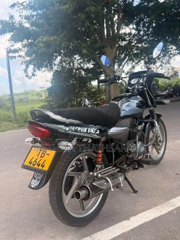 Bajaj Platina 100 2005