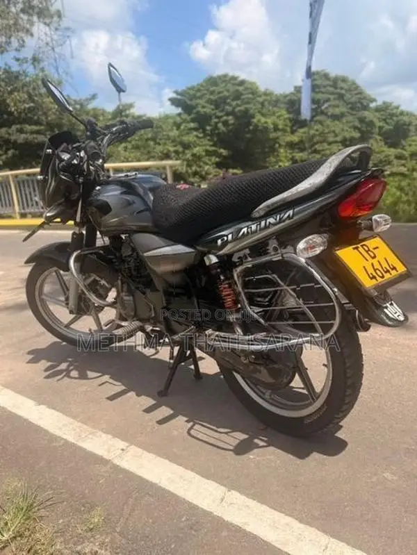 Bajaj Platina 100 2005