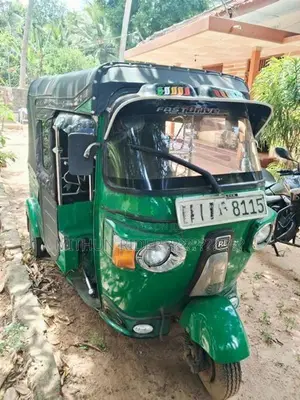 Bajaj RE 2013