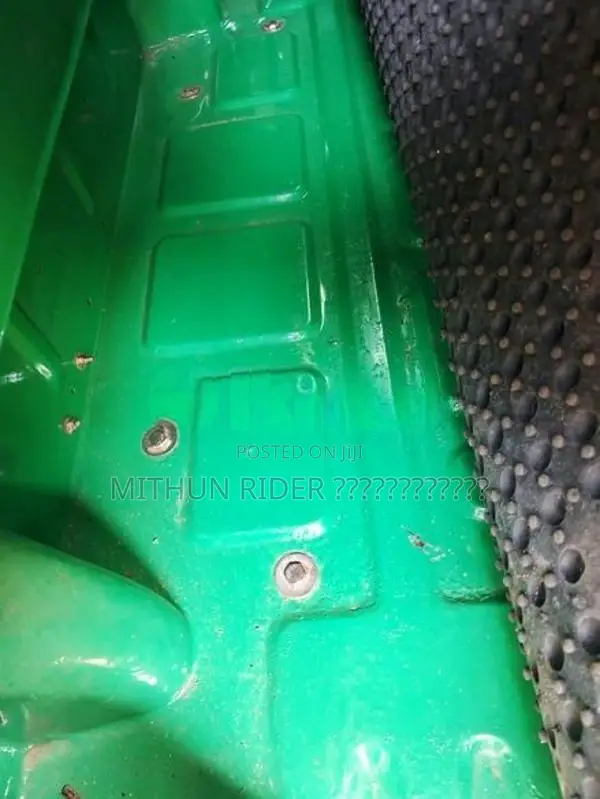 Bajaj RE 2013