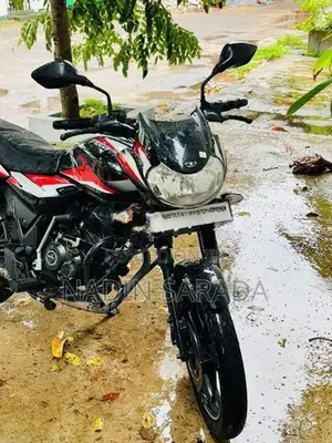 Bajaj Discover 125 2023