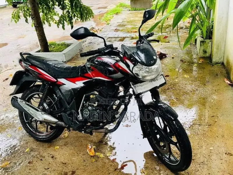 Bajaj Discover 125 2023