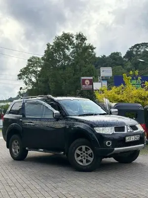 Mitsubishi Montero Sport 2011