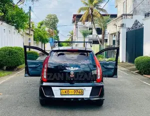Tata Indica 2006