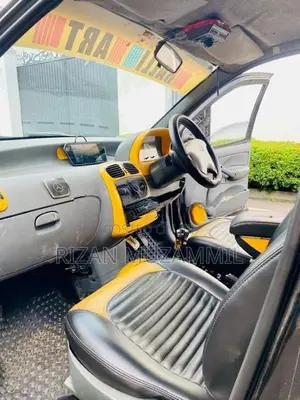Tata Indica 2006
