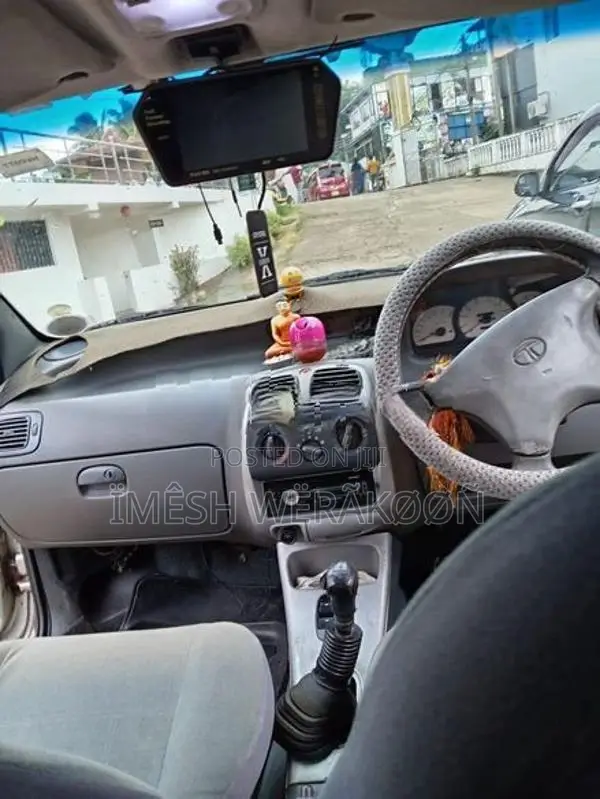 Tata Indica 2004