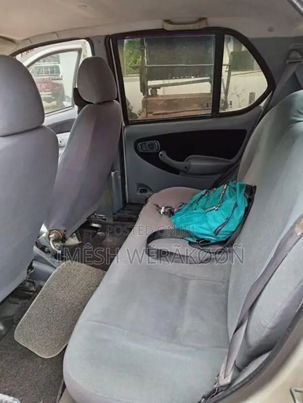 Tata Indica 2004