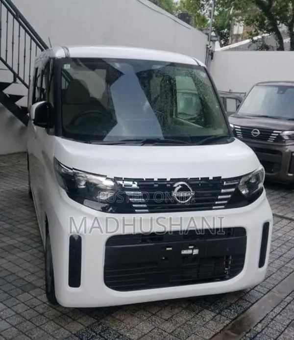 Nissan Roox 2024