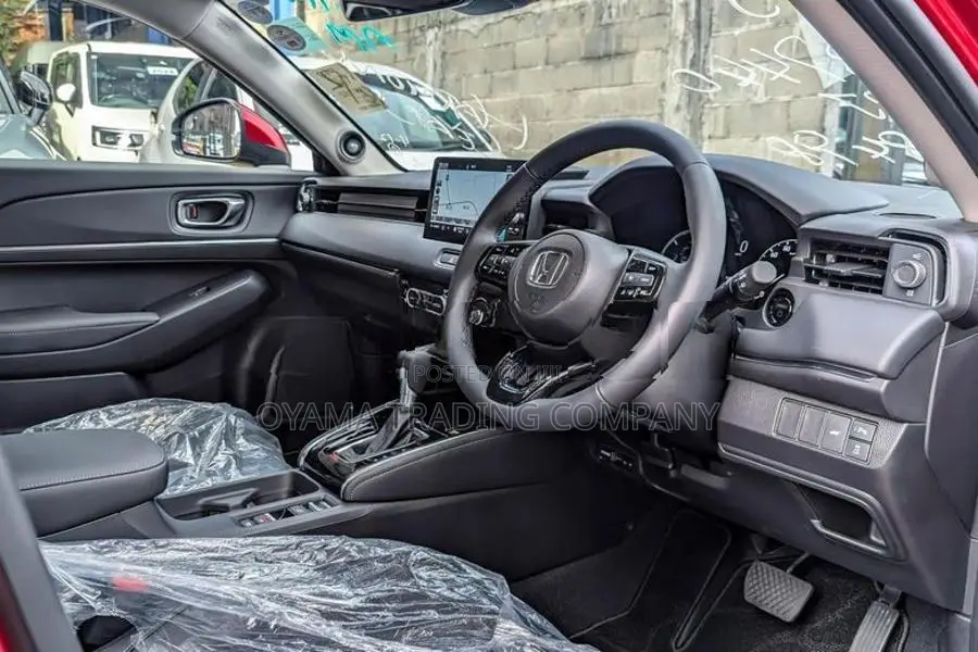 Honda Vezel Z Premium 10 Speaker 2026