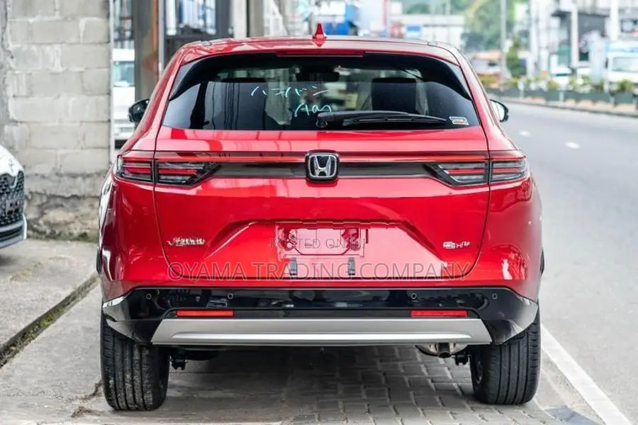 Honda Vezel Z Premium 10 Speaker 2026