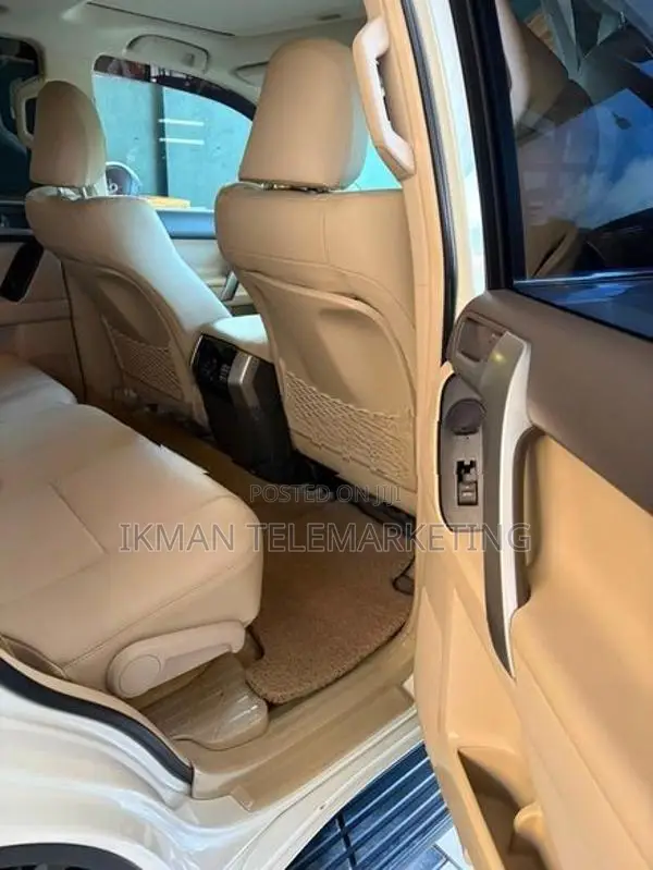 Toyota Land Cruiser Prado 150 TX 2023