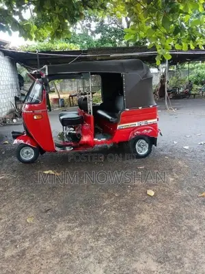 Bajaj RE 2002