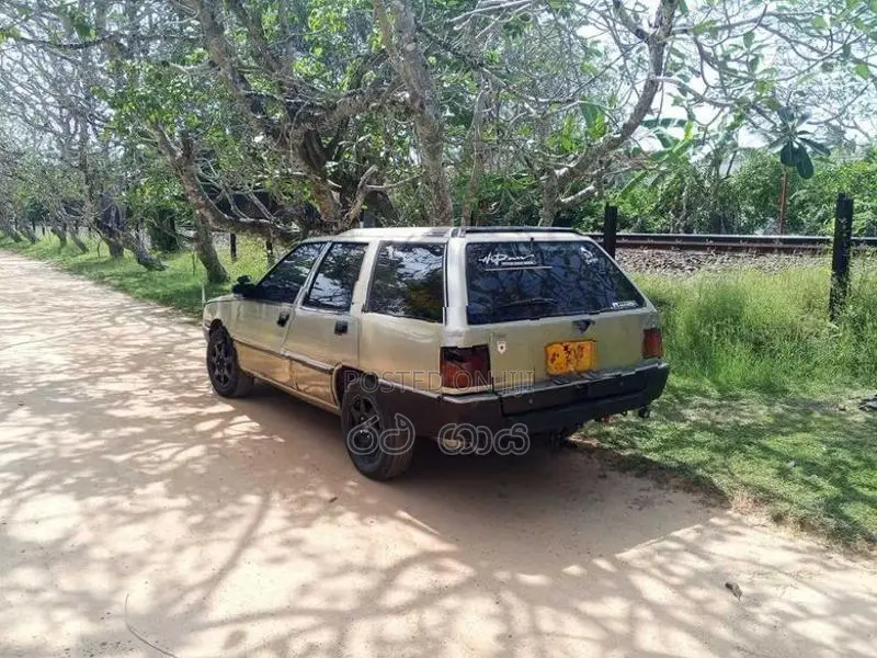Mitsubishi Lancer 1985