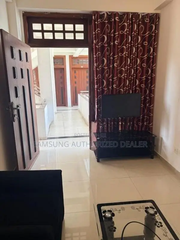 Rathmalana Main Road Furnished Apartment For Rent In Mount Lavinia