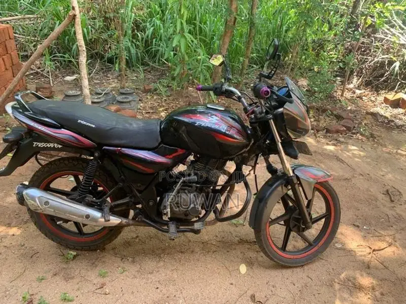 Bajaj Discover 2011