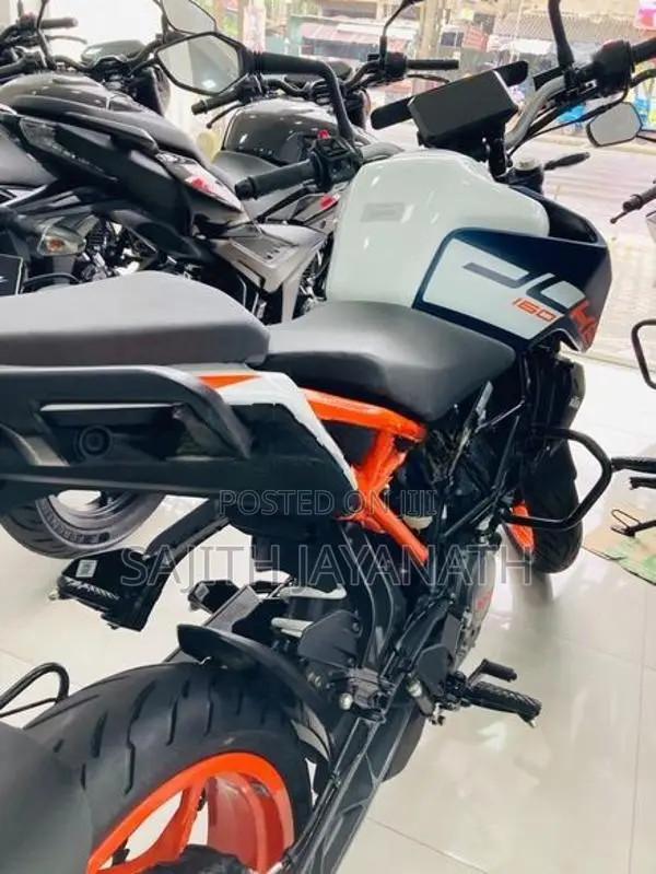 KTM Duke 160 2026