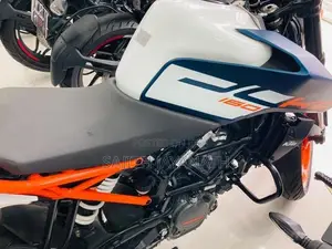 KTM Duke 160 2026