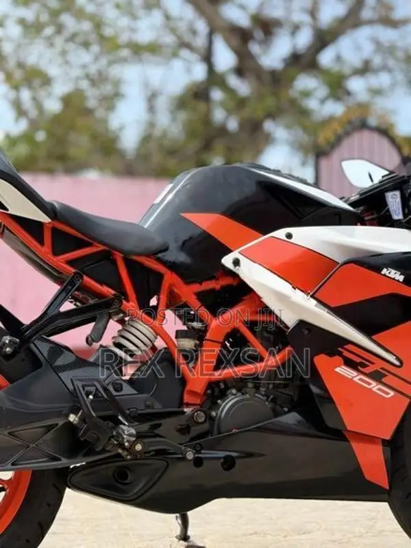 KTM RC 200 2019