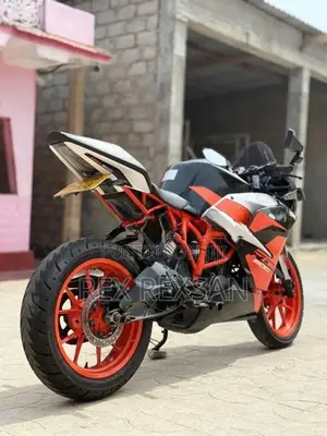 KTM RC 200 2019