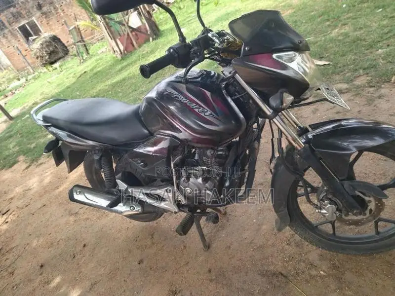 Bajaj Discover 125 2015