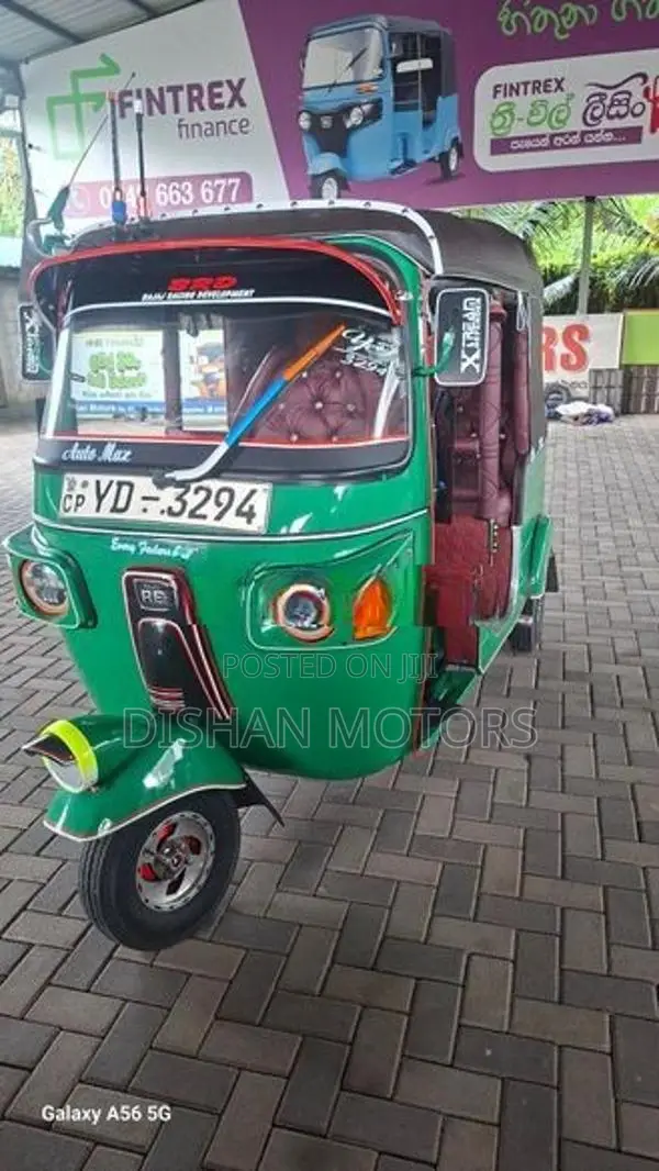 Bajaj RE 4 Stroke 2010