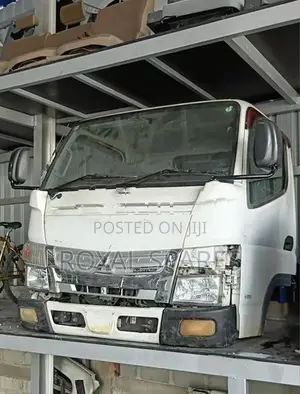 Mitsubishi Canter Cabin