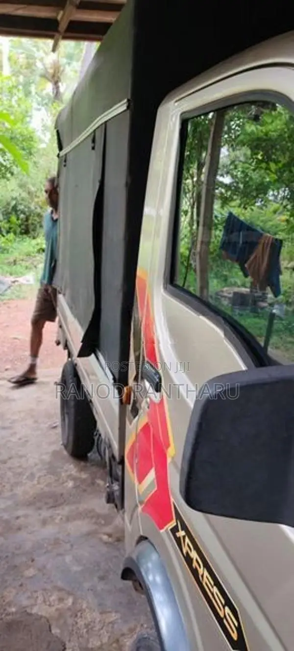 Tata Dimo Batta Ace Express 2016