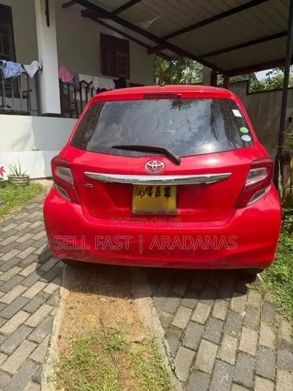 Toyota Vitz 2014