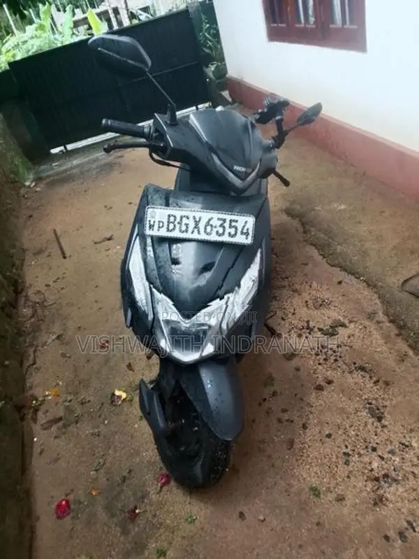 Honda Dio 2018