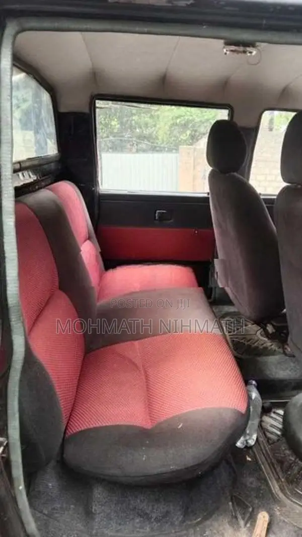 Nissan Dutsun Double Cab 1986