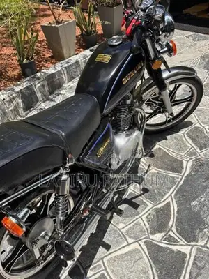 Suzuki GN 125 2026